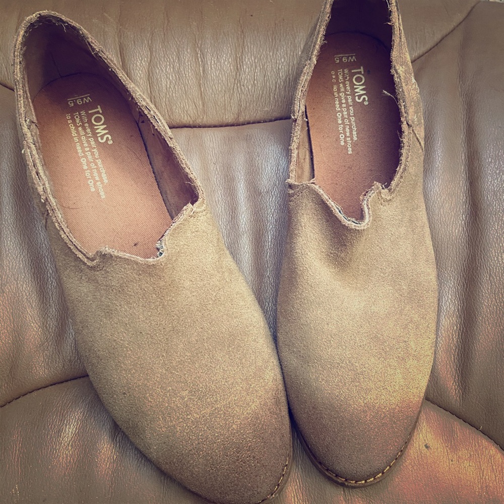 Rare Suede Toms